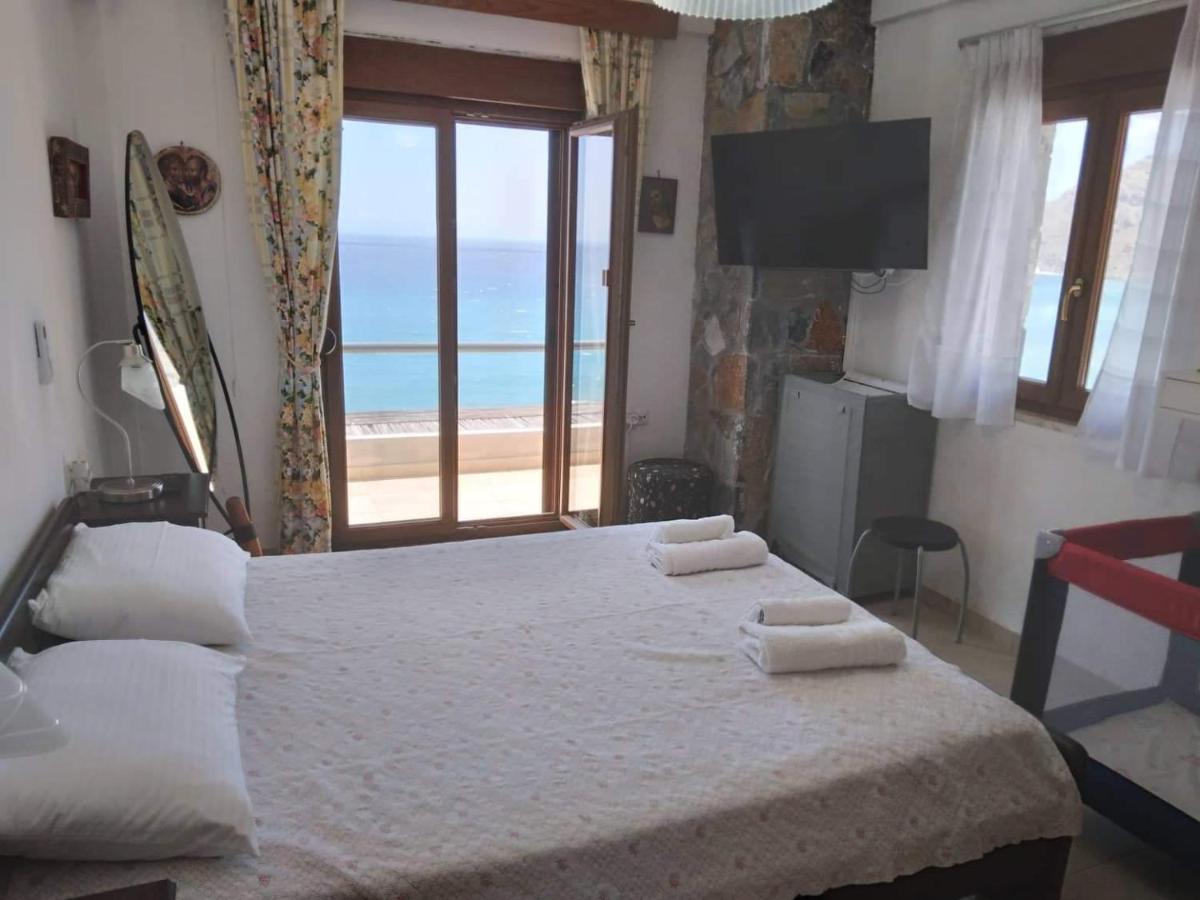 Villa Petrino Tsoutsouros  Exterior photo